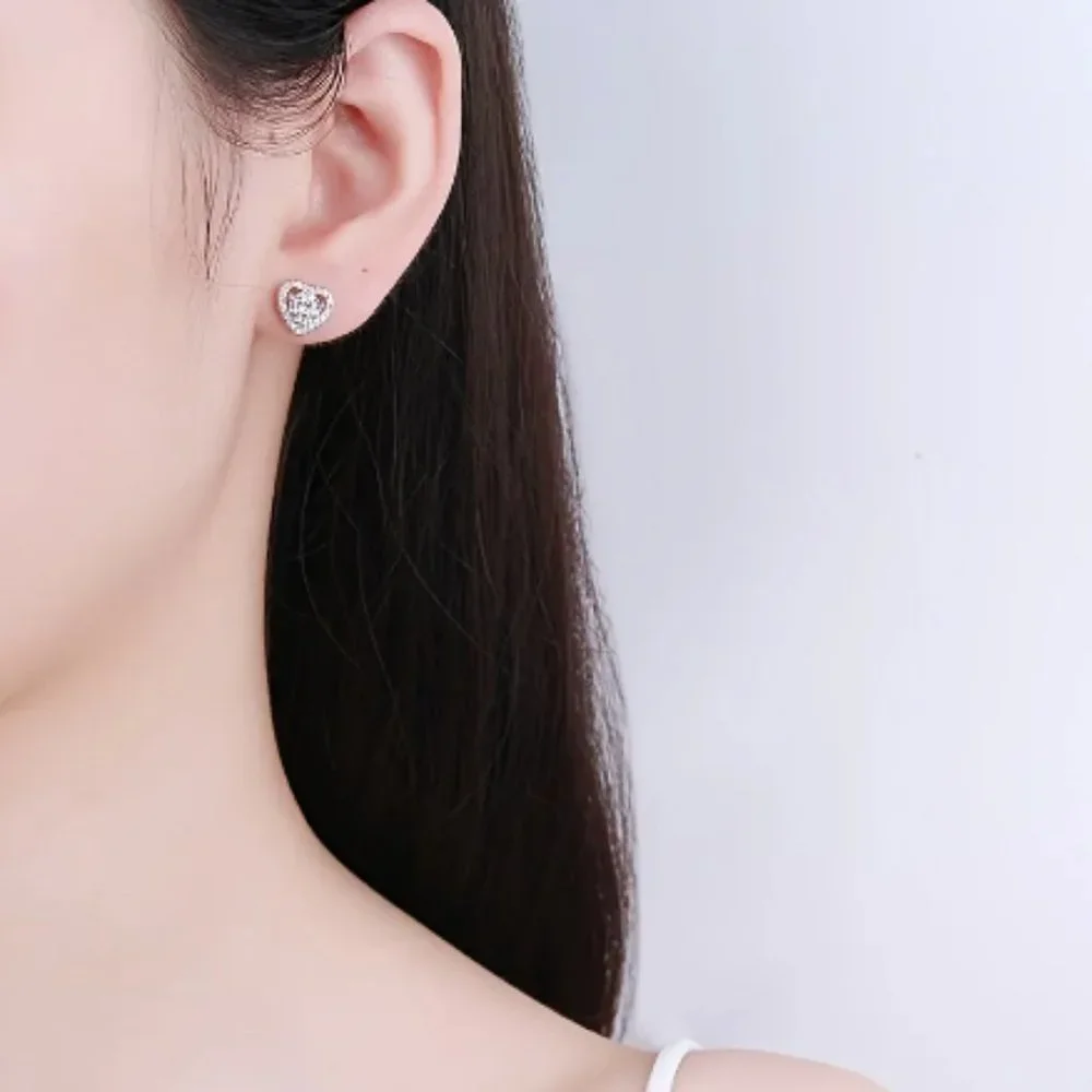 Certified 1 ct. t.w. Moissanite Diamond Sunflower Stud Earrings NEW - Picture 2 of 11